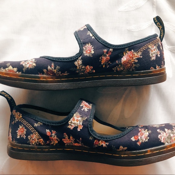 women's platform oxford lace up shoes